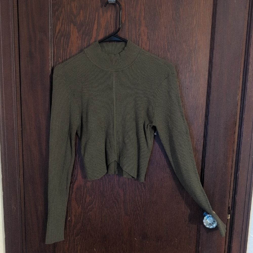 Garage Olive Green Ribbed Long Sleeve Mock Neck Crop Top Size Large